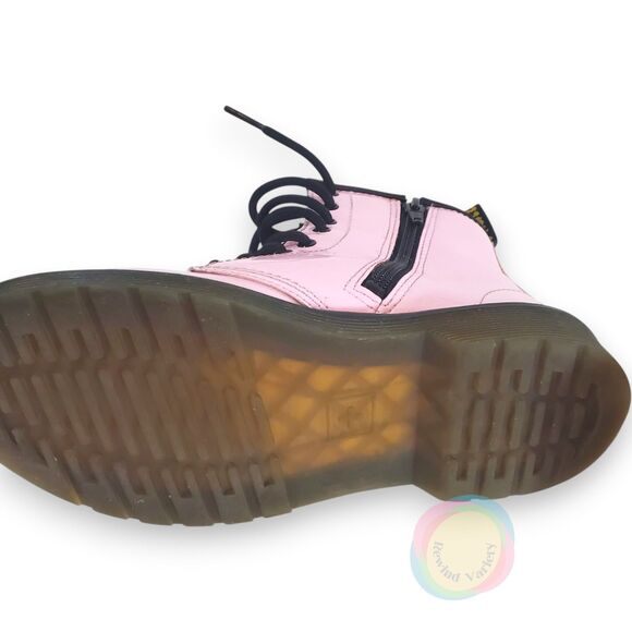 DR. MARTENS [1460J] 8-Eye Patent Boot Toddler [Size 2] Pale  Dr. Martens Junior 1460 J Pink Patent Boots Sz 2